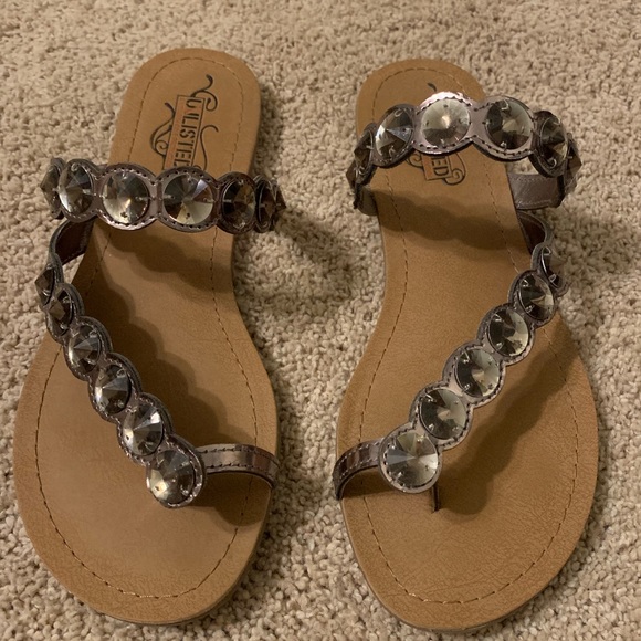 unlisted sandals